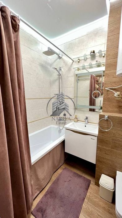 Оренда 2-кімнатної квартири з кухнею-студією на вул Кульпарківська