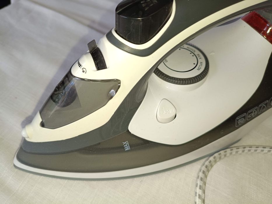 Żelazko parowe 2200 w Home essentiale