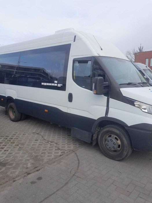 Iveco 50C17 autobus 21+10 EURO6