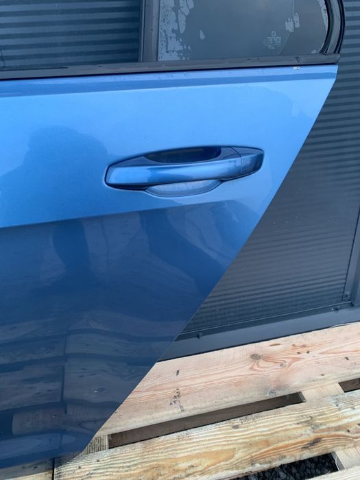 VW Golf VII 7 HB drzwi lewe tylne lewy tył niebieskie