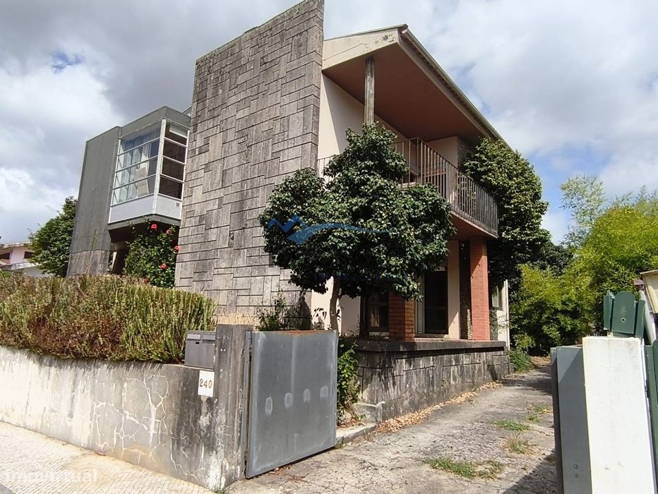 Moradia T4 no Centro de Oliveira de Azeméis