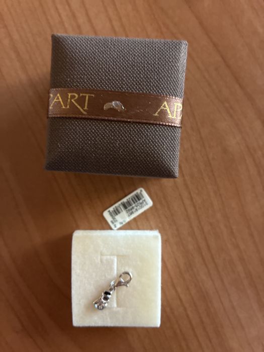 Zawieszka Apart 0, 8 g