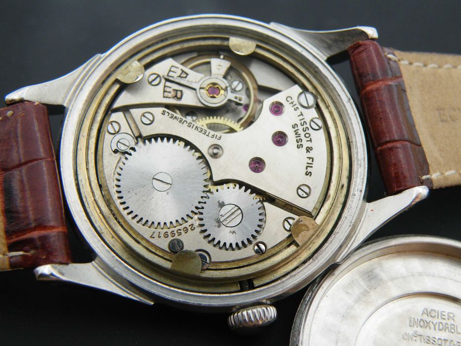 Tissot Calatrava Vintage w Stalowej Kopercie