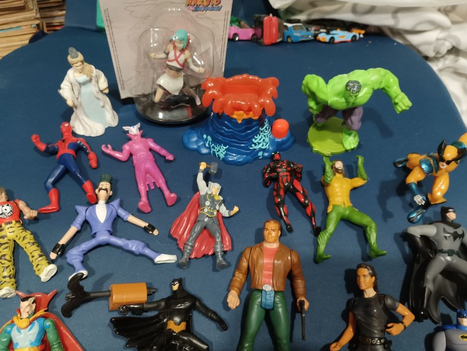 Bonecos lote variado