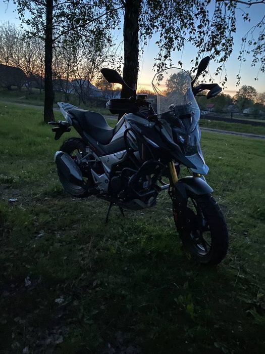 Продається SPARK-SP300T3