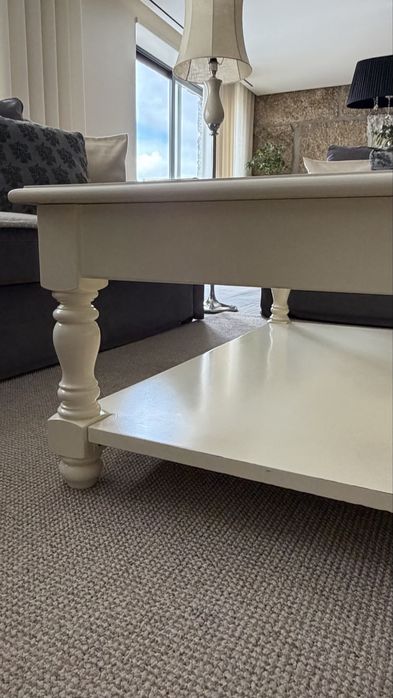 Mesa Branca Sala de Estar