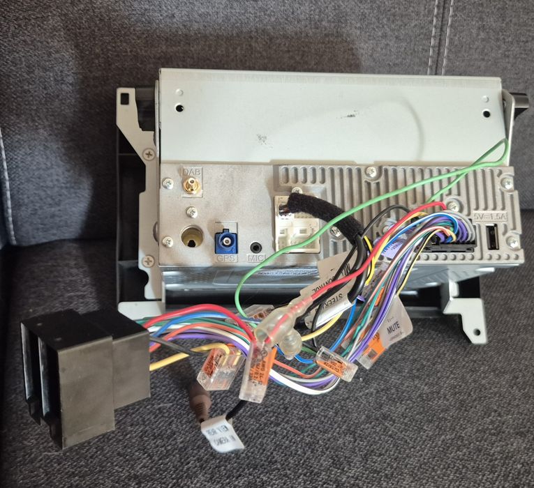 Radio samochodowe Pioneer SPH-DA360DAB