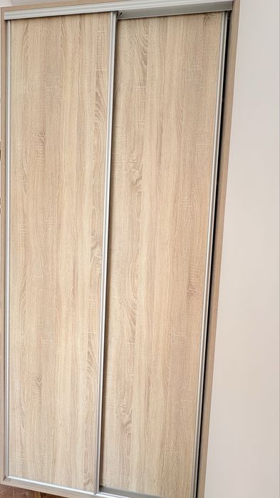 Pojemna szafa przesuwna