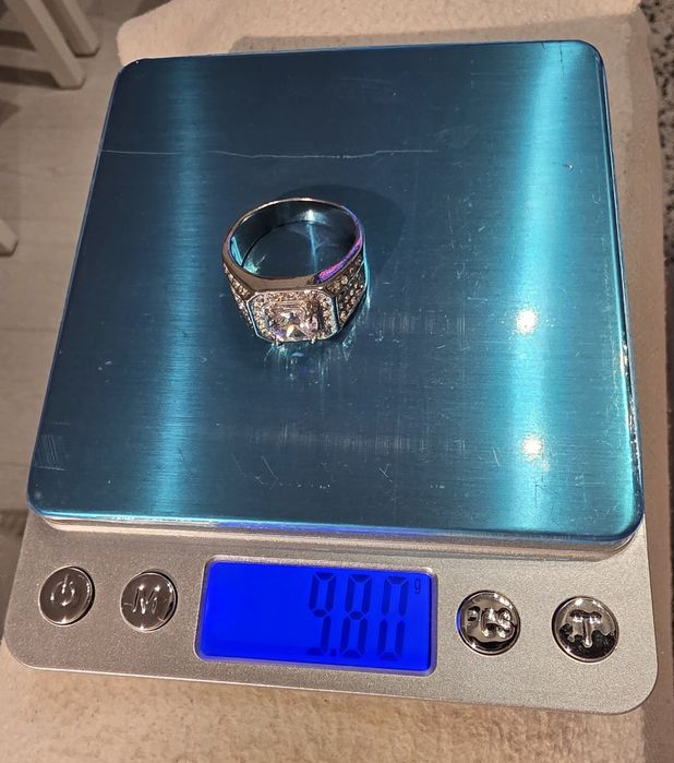 Sygnet metalowy męski z cyrkoniami