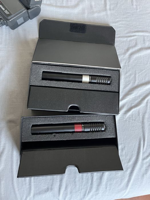 Dwa mikrofony Yoga EM-280