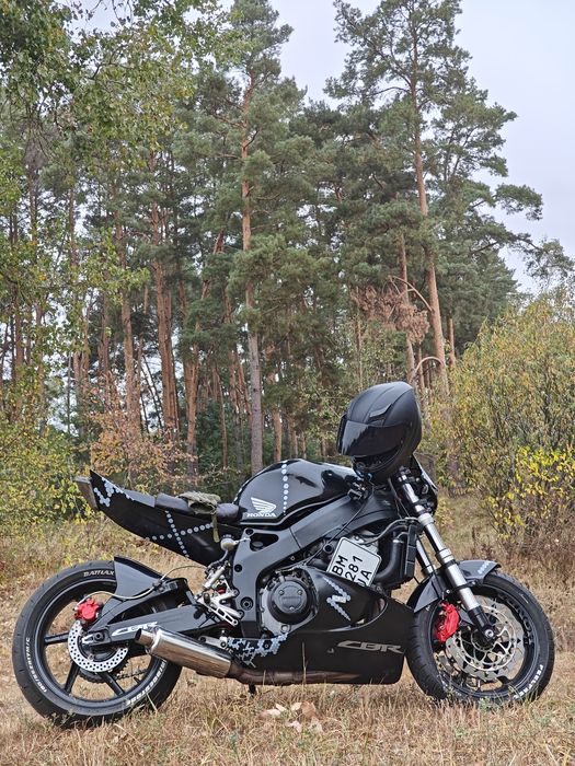 Honda cbr 919 rr