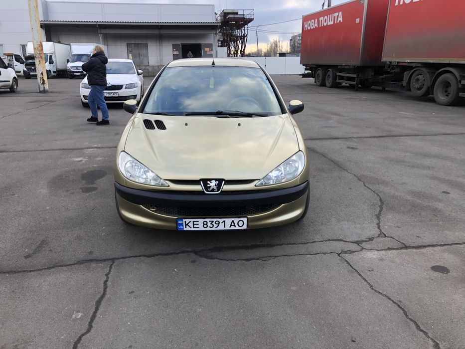 Pegeot 206 на автомате