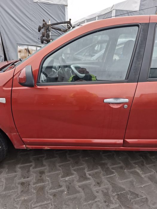 Dacia Sandero I Drzwi Lewy Przód TEB76