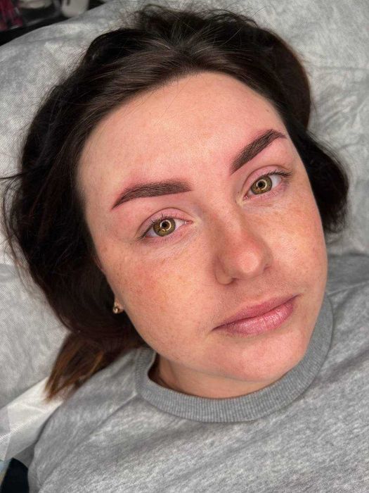 Перманентний макіяж брів