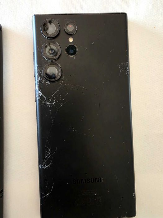 Samsung Galaxy S22 Ultra (256GB] - preto