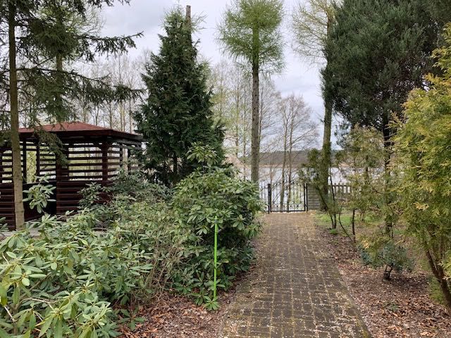 Dom działka nad jeziorem Głuszynskim