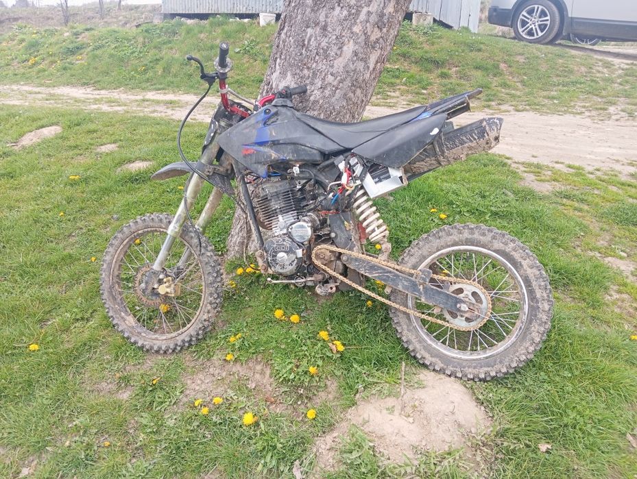 Sprzedam Crossa loncin 250
