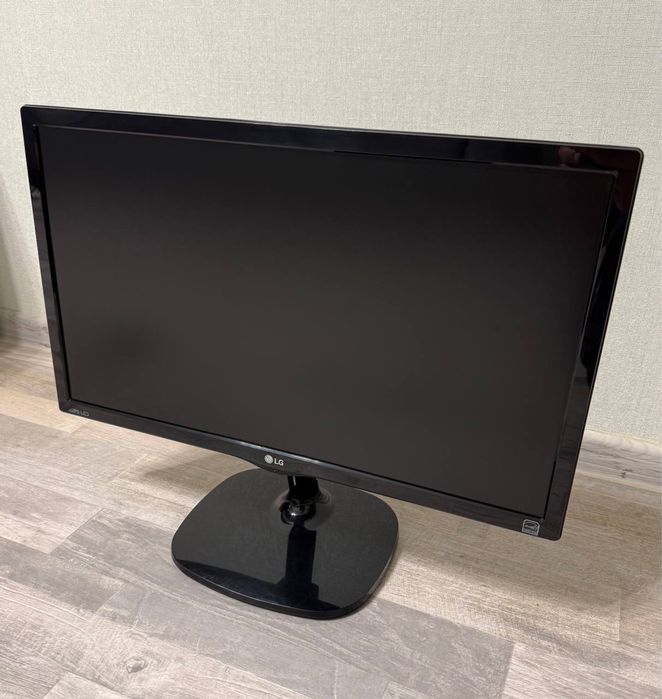 Продам монітор  LG 22MP57A-P