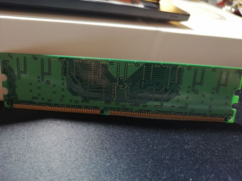 Продам модуль оперативной памяти Samsung 256MB DDR PC3