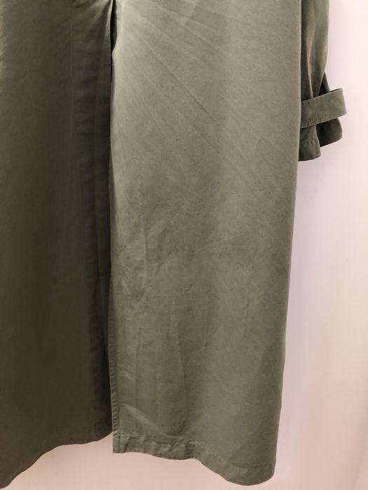 Тренч Arket оливковий