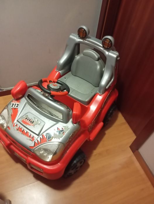 Vendo carinho de brinquedo para criança