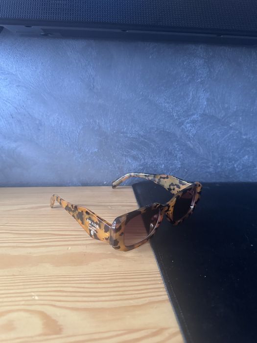 Okulary przeciwsloneczne Prada 17WS Panterkowe