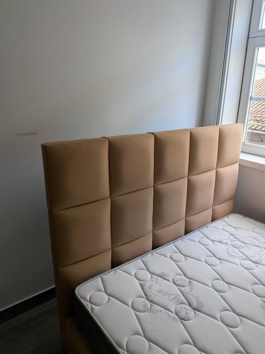 Cama e colchão para vendar