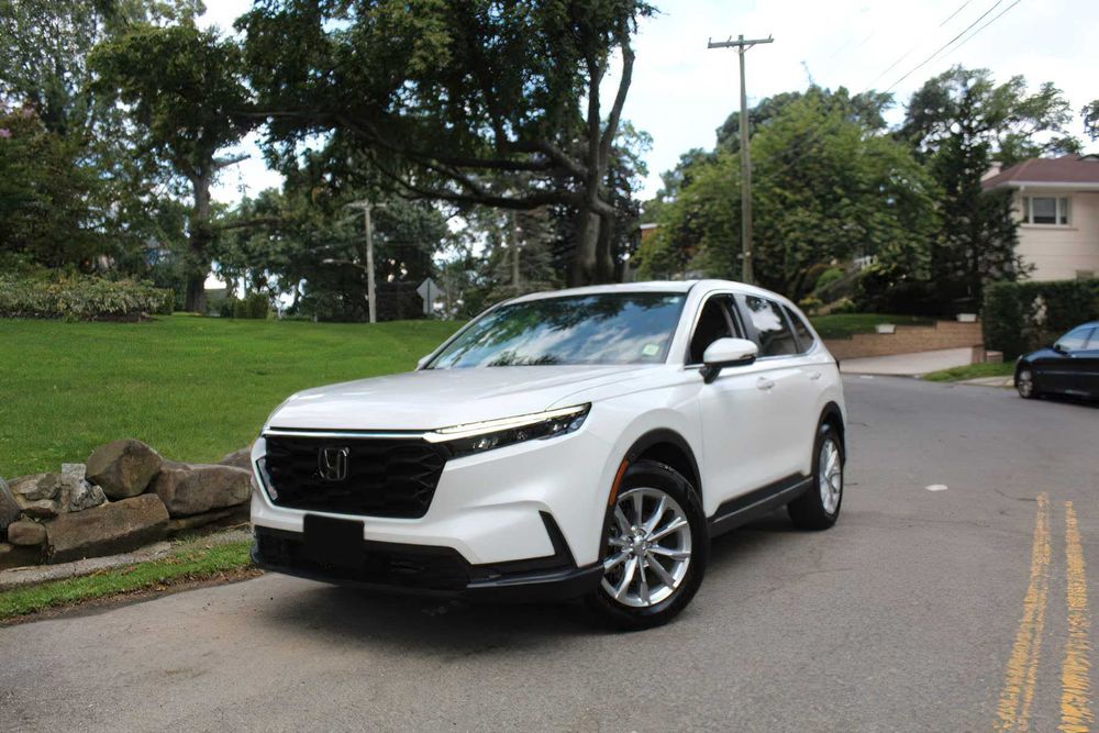 Honda CR-V      2023