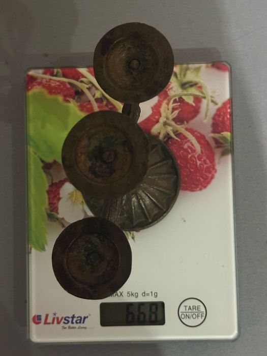 Бронзовий трійний підсвічник