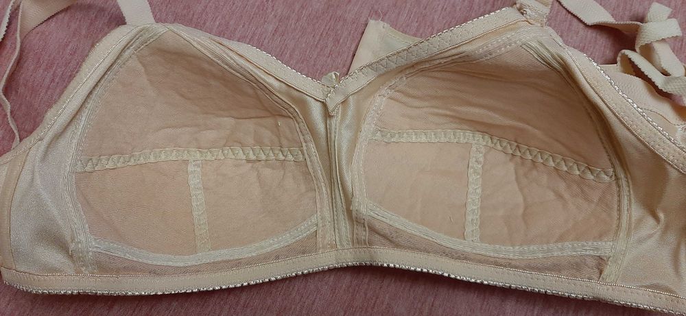 Новый женский бюстгальтер