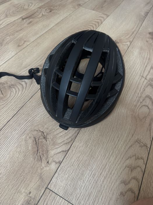 Велошлем Abus Aventor