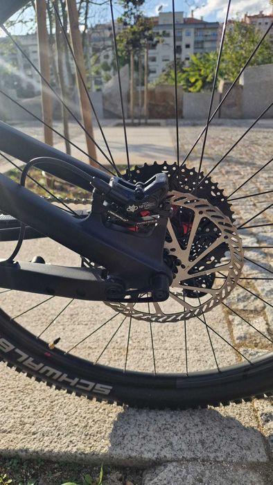 Bicicleta elétrica WINICE Bafang em carbono