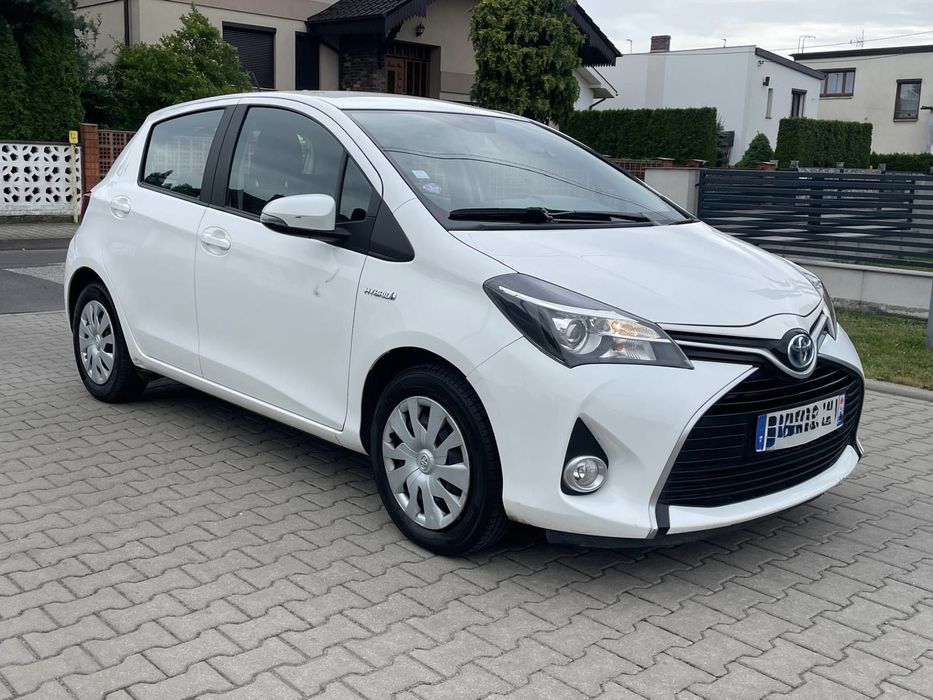 Toyota Yaris 1.5 Hybrid Comfort | Automat