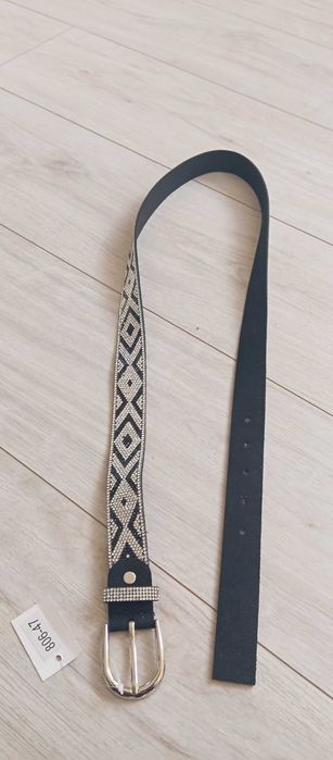 Pasek z cyrkoniami srebrny czarny 110 cm