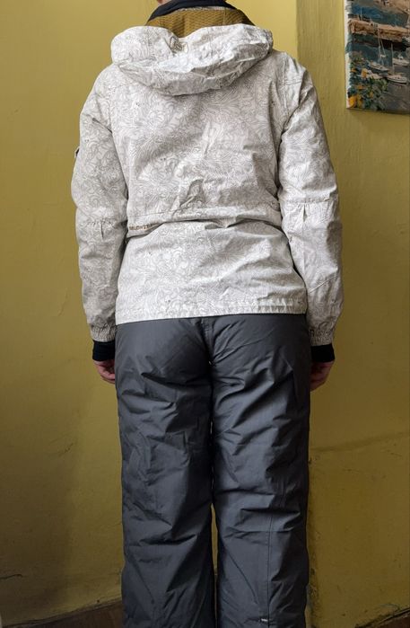 Куртка гірськолижна Belowzero