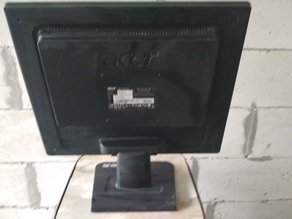 Монитор Acer al 1916 с проводом питания