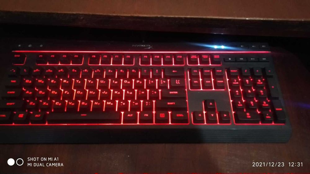 Продам настольный компьютер с периферией