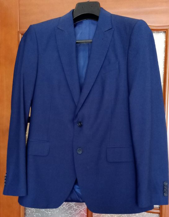 Продам чоловічий костюм Arber