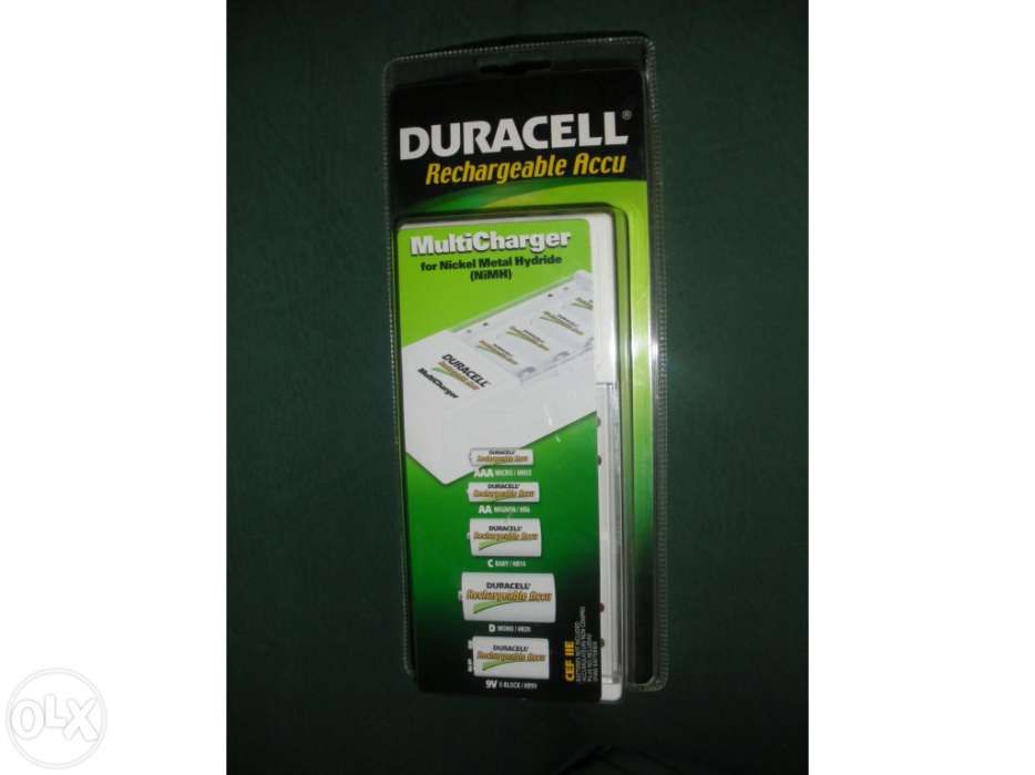 Carregador Duracell todo o tamanho de pilhas