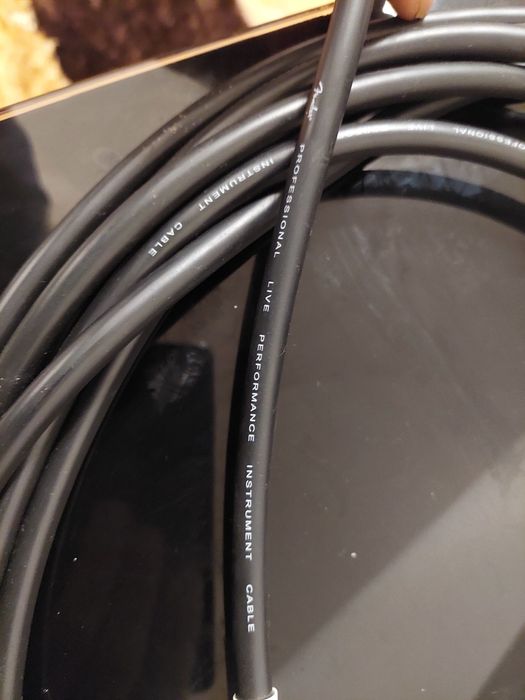 Cabo Fender Professional studio 6 Mt ( Novo )