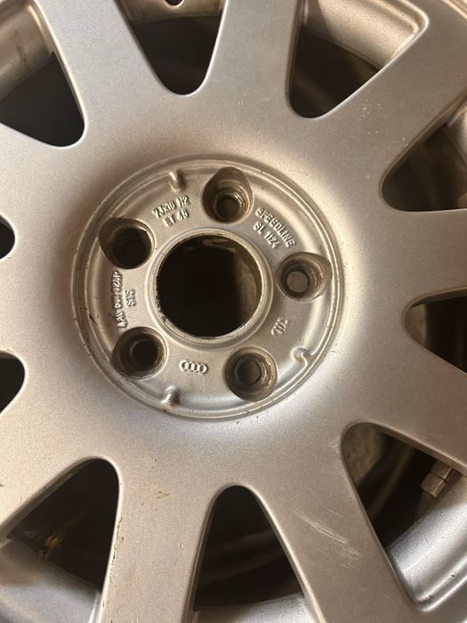 Felgi Aluminiowe Audi 16