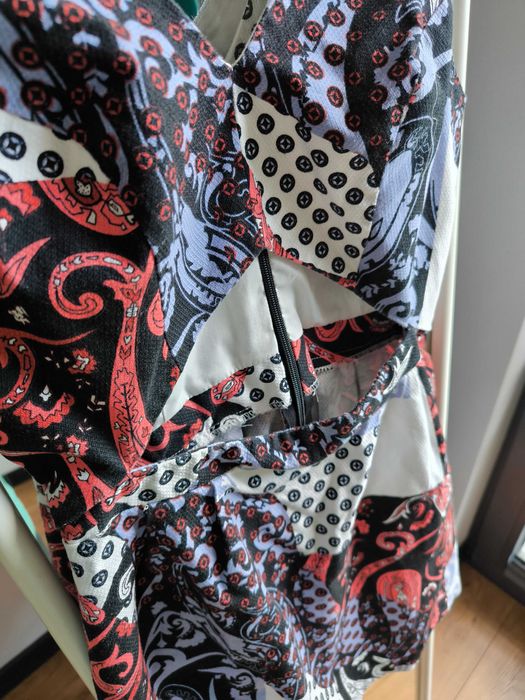 Sukienka z wycięciem etniczny wzór, paisley pattern, wzór turecki