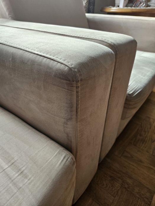 Rozkładana sofa i fotele
