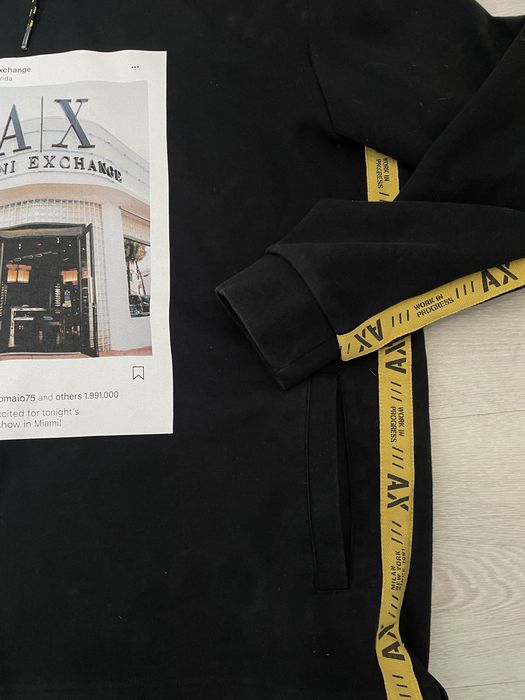 Худі Armani Exchange