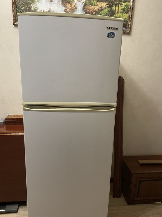 Холодильник samsung