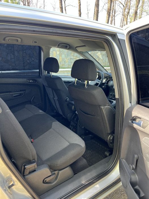 Продам Opel Zafira B