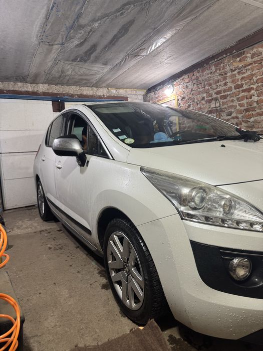 Продам авто пежо 3008