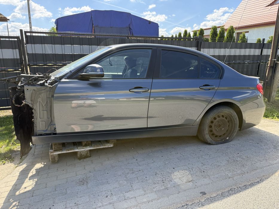 Bmw f30 320d  Okazja