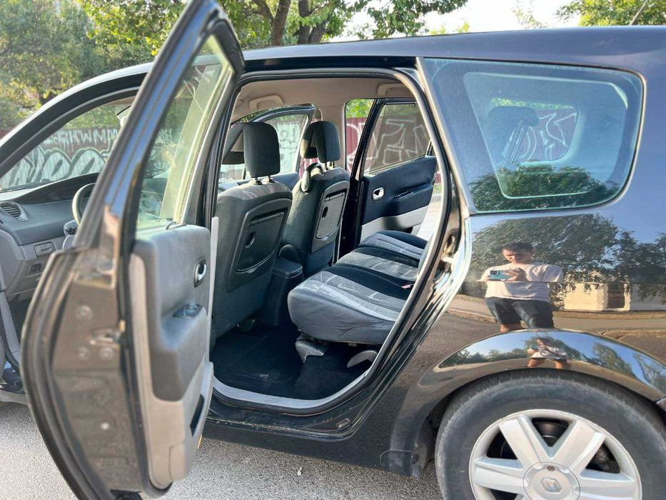 Renault Grand Scenik 2 1.9 DCI