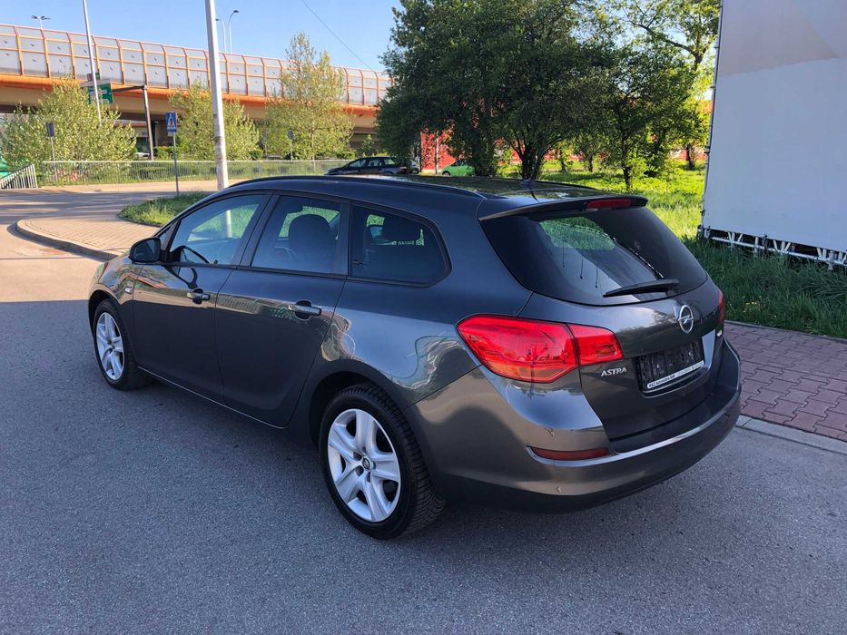 Бампер Opel astra J розборка Опель астра Ж